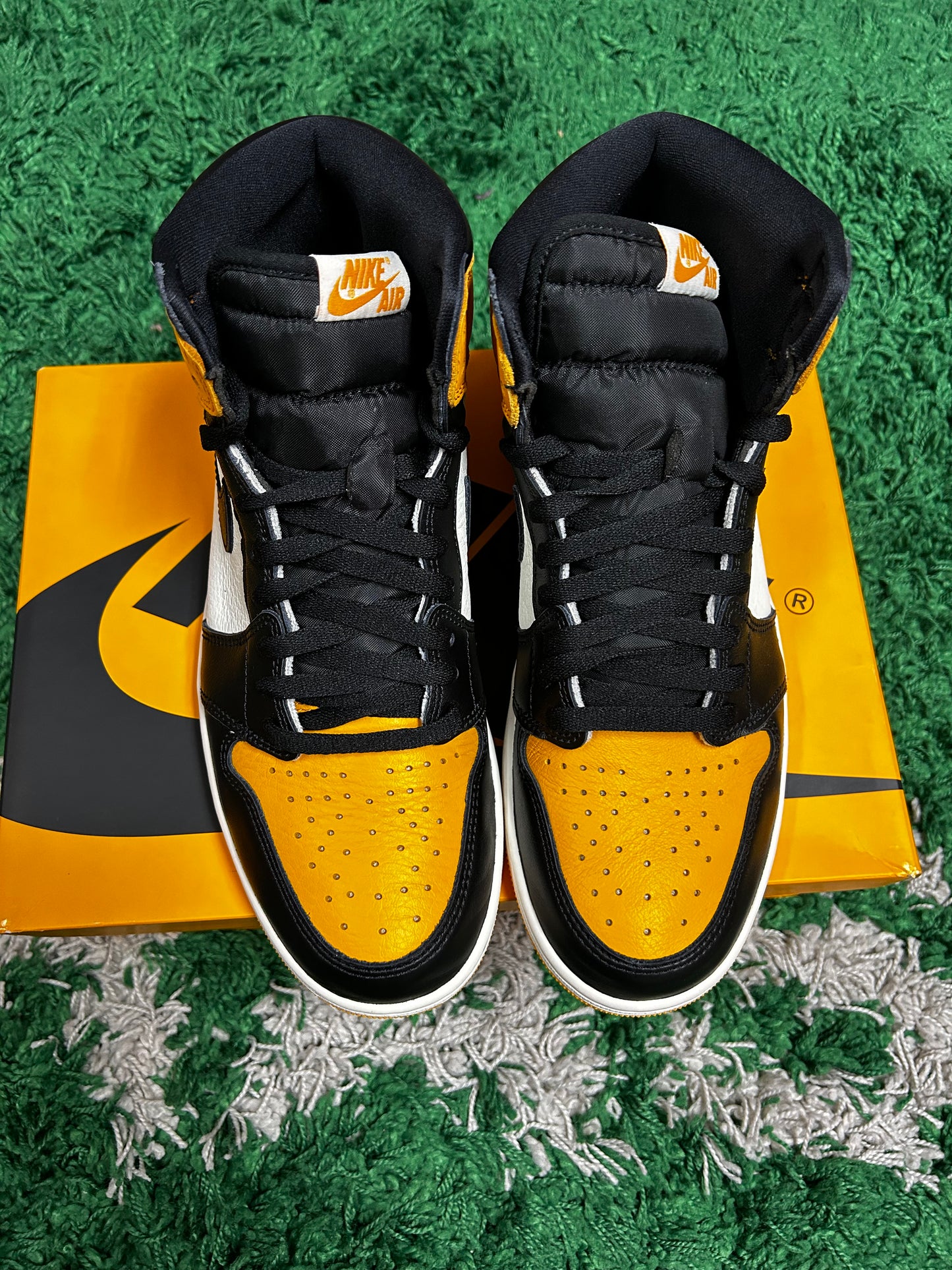 Jordan 1 Retro High OG Taxi (Pre-Owned)