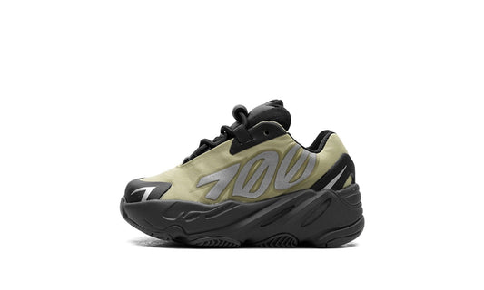 Adidas Yeezy Boost 700 MNVN Resin (PS)