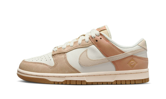 Nike Dunk Low SE Australia